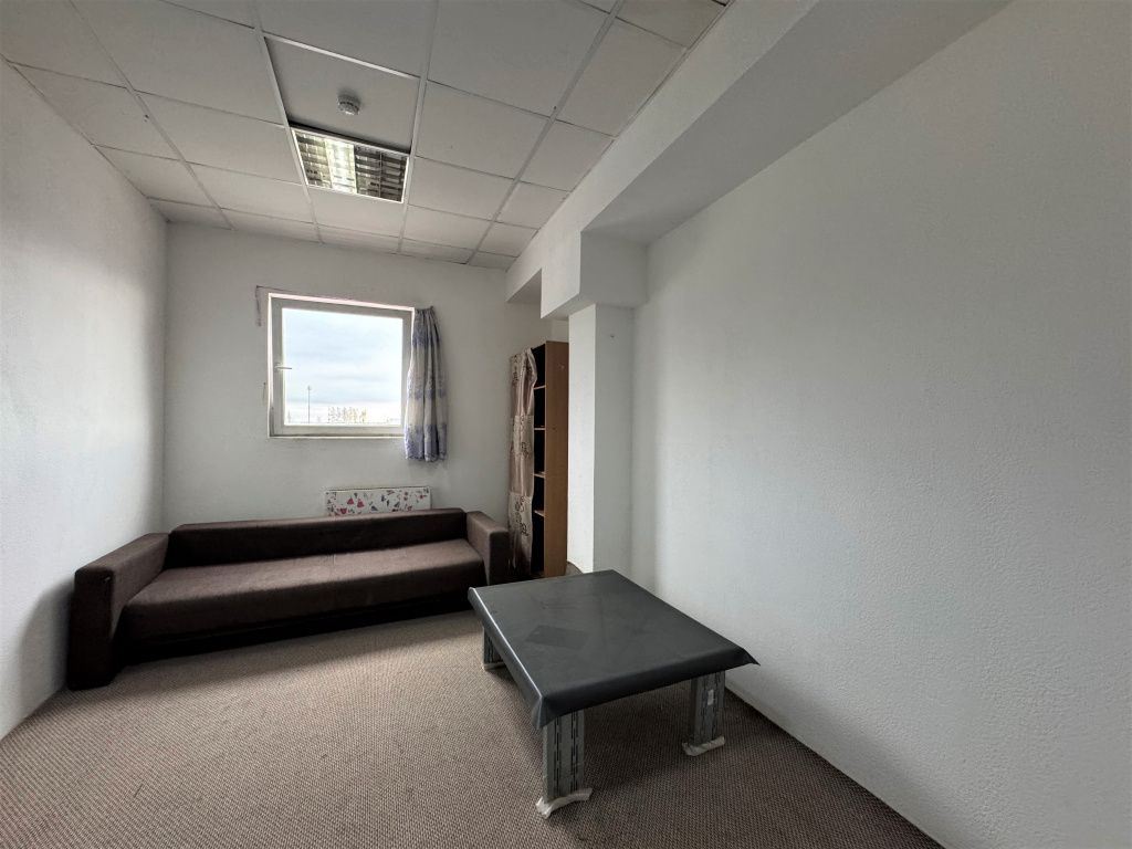 Офис с мокрой точкой