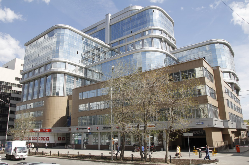 Место в подземном паркинге в БЦ «Манхэттен»